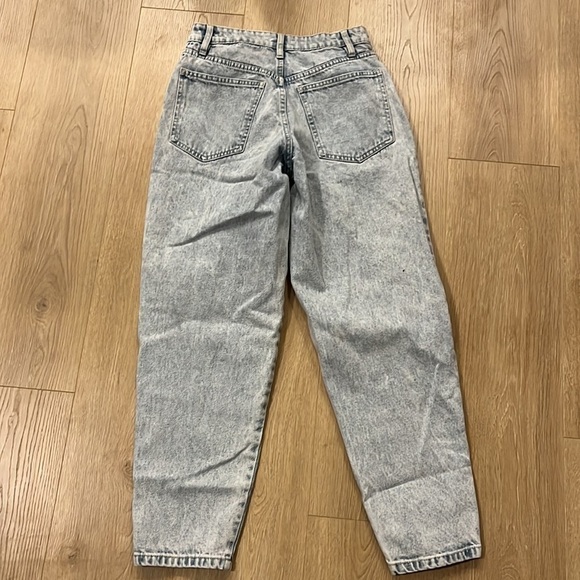 Dani Boyfriend in Super Light
WeWoreWhat - Picture 6 of 6